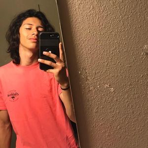 Meet your Posher, Hector